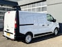 Renault Trafic 1.6 dCi L1H1 122pk Airco Cruise control Kastinrichting Trekhaak 2000kg trekgewicht Bluetooth telefoon voorbereiding Schuifdeur 2-Persoons 1e eigenaar Euro 6