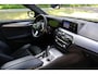 BMW 5-Serie Touring 530i High Executive M-sportpakket, Stoelverwarming, DAB Driving Assistent Plus, Parkeerhulpsysteem, hoogglans, DAB, Uitgebreid spiegelpakket, Sportstoelen, BMW Live Cockpit, etc.
