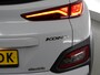 Hyundai Kona Electric EV Premium 64 kWh LEDER-SCHUIFDAK-1e EIG Headup,Carplay,premium audio draadloze telefoonlader, ESP, privacy glas, HUD, hil hold, keyless entr ,stoel vent, stuur verwarmd