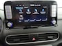 Hyundai Kona Electric EV Premium 64 kWh LEDER-SCHUIFDAK-1e EIG Headup,Carplay,premium audio draadloze telefoonlader, ESP, privacy glas, HUD, hil hold, keyless entr ,stoel vent, stuur verwarmd