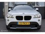 BMW X1 sDrive18i Executive CRUISE NAVI LEDER PARELMOER WIT