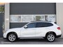 BMW X1 sDrive18i Executive CRUISE NAVI LEDER PARELMOER WIT