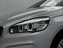 BMW 2-Serie Active Tourer 218i High Executive Automaat (PANORAMADAK, STOELVERWARMING, HEAD-UP, CAMERA, DEALER ONDERHOUDEN)