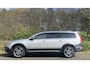 Volvo XC70 D4 181PK Geartronic Momentum, Schuifdak, Xenon, Standkachel, Bluetooth, Trekhaak, Navigatie, Leder.