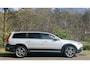 Volvo XC70 D4 181PK Geartronic Momentum, Schuifdak, Xenon, Standkachel, Bluetooth, Trekhaak, Navigatie, Leder.