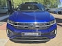 Volkswagen T-Roc 1.5 TSI R-Line / Panorama dak / Black Style / Cockpit Pro / Lapiz Blue / 19 Inch / IQ Light /