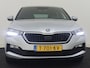 Skoda Scala 1.0 TSI Sport Business 111pk | 1e eignaar | 100%dealeronderhouden | Cruise control | Led koplampen | Navigatie via app | Parkeersensoren achter | App connect | 16"LMV