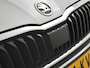 Skoda Scala 1.0 TSI Sport Business 111pk | 1e eignaar | 100%dealeronderhouden | Cruise control | Led koplampen | Navigatie via app | Parkeersensoren achter | App connect | 16"LMV