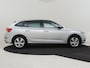 Skoda Scala 1.0 TSI Sport Business 111pk | 1e eignaar | 100%dealeronderhouden | Cruise control | Led koplampen | Navigatie via app | Parkeersensoren achter | App connect | 16"LMV