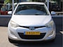 Hyundai i20 1.2i i-Motion 5-Deurs Afneembare Trekhaak, Airco, Parkeersensoren Achter, Radio/CD Speler