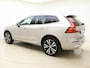 Volvo XC60 T6 350pk AWD Core Bright / Panoramadak / Pilot Assist / Stoel/- en stuurverwarming / Trekhaak / H&K audio / Lederen bekleding /