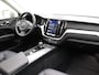 Volvo XC60 T6 350pk AWD Core Bright / Panoramadak / Pilot Assist / Stoel/- en stuurverwarming / Trekhaak / H&K audio / Lederen bekleding /