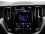 Volvo XC60 T6 350pk AWD Core Bright / Panoramadak / Pilot Assist / Stoel/- en stuurverwarming / Trekhaak / H&K audio / Lederen bekleding /