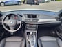 BMW X1 SDrive20i High Executive | AUTOMAAT | 1e eigenaar | Met o.a. climate, cruise control, panoramadak en navigatie!