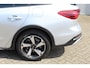 Ford Focus Wagon 1.0 EcoBoost,155pk Active AUTOMAAT ! Trekgewicht 1.500kg ! Slechts 12.000km ! Ruim €. 9.000,- beneden de nieuwprijs ! Volautm. airco dual, navigatie, telefoonvoorb., adaptive cruise control, LED verlichting, metallic lak, camera, front-, lane- en side assist, LM wielen, Isofix etc.