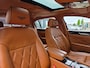 Bentley Continental Flying Spur 6.0 W12 / SCHUIF-KANTELDAK / KEYLESS / CAMERA / P.SENSOR / LEDER / MEMORY / MASSAGE / NAIM / '20 !