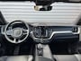 Volvo XC60 T6 Plug-in hybrid AWD Plus Black Edition / Uit voorraad leverbaar / Luchtvering / 360 Camera / 21" Velgen