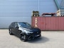 Volvo XC60 T6 Plug-in hybrid AWD Plus Black Edition / Uit voorraad leverbaar / Luchtvering / 360 Camera / 21" Velgen