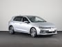Volkswagen Golf Oranje Edition 1.5 TSI 85 kW / 116 pk Hatchback 6 versn. Hand | Apple Carplay & Android Auto| Camera | Stoel & Stuurverwarming | Led |
