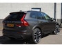 Volvo XC60 2.0 T8 Plug-in hybrid AWD Ultimate Dark | Massage & Ventilatiestoelen | Head-up display | Luchtvering | 22" Velgen |
