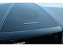Volvo XC60 2.0 T8 Plug-in hybrid AWD Ultimate Dark | Massage & Ventilatiestoelen | Head-up display | Luchtvering | 22" Velgen |