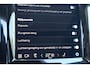 Volvo XC60 2.0 T8 Plug-in hybrid AWD Ultimate Dark | Massage & Ventilatiestoelen | Head-up display | Luchtvering | 22" Velgen |
