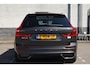 Volvo XC60 2.0 T8 Plug-in hybrid AWD Ultimate Dark | Massage & Ventilatiestoelen | Head-up display | Luchtvering | 22" Velgen |