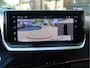 Peugeot 2008 100 Pk Benzine * Nieuw Model * Hele Luxe Allure * * Draadloos Apple Car Play Navigatie & Spotify Koppeling * Voor en Achter Parkeercamera's * Zwarte Hemelbekleding * Stoelverwarming * 1/2 Leder Interieuer * L.M. Velgen * Dodehoekbewakings sy Vingerhoets; Vierde Generatie Eersteklas Service !