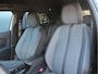Peugeot 2008 100 Pk Benzine * Nieuw Model * Hele Luxe Allure * * Draadloos Apple Car Play Navigatie & Spotify Koppeling * Voor en Achter Parkeercamera's * Zwarte Hemelbekleding * Stoelverwarming * 1/2 Leder Interieuer * L.M. Velgen * Dodehoekbewakings sy Vingerhoets; Vierde Generatie Eersteklas Service !