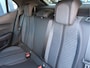 Peugeot 2008 100 Pk Benzine * Nieuw Model * Hele Luxe Allure * * Draadloos Apple Car Play Navigatie & Spotify Koppeling * Voor en Achter Parkeercamera's * Zwarte Hemelbekleding * Stoelverwarming * 1/2 Leder Interieuer * L.M. Velgen * Dodehoekbewakings sy Vingerhoets; Vierde Generatie Eersteklas Service !