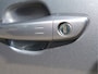Peugeot 2008 100 Pk Benzine * Nieuw Model * Hele Luxe Allure * * Draadloos Apple Car Play Navigatie & Spotify Koppeling * Voor en Achter Parkeercamera's * Zwarte Hemelbekleding * Stoelverwarming * 1/2 Leder Interieuer * L.M. Velgen * Dodehoekbewakings sy Vingerhoets; Vierde Generatie Eersteklas Service !