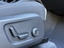 Volvo XC40 B4 Plus Dark | Trekhaak | Verwarmbare Voorstoelen | DAB+ | Apple Carplay | Parkeercamera | Google Maps | Lichtmetalen Velgen | Adaptieve Cruise Control | Bluetooth Telefonie & Multimedia