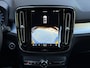 Volvo XC40 B4 Plus Dark | Trekhaak | Verwarmbare Voorstoelen | DAB+ | Apple Carplay | Parkeercamera | Google Maps | Lichtmetalen Velgen | Adaptieve Cruise Control | Bluetooth Telefonie & Multimedia