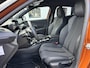 Peugeot 2008 1.2 Turbo 130PK GT | Lage Km stand: 35000 | Automaat | Navigatie | Climate Control | LED Verlichting | Parkeersensoren | Camera | Luxe Uitvoering | Zwart Dak.