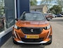 Peugeot 2008 1.2 Turbo 130PK GT | Lage Km stand: 35000 | Automaat | Navigatie | Climate Control | LED Verlichting | Parkeersensoren | Camera | Luxe Uitvoering | Zwart Dak.