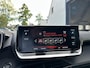 Peugeot 2008 1.2 Turbo 130PK GT | Lage Km stand: 35000 | Automaat | Navigatie | Climate Control | LED Verlichting | Parkeersensoren | Camera | Luxe Uitvoering | Zwart Dak.
