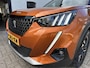Peugeot 2008 1.2 Turbo 130PK GT | Lage Km stand: 35000 | Automaat | Navigatie | Climate Control | LED Verlichting | Parkeersensoren | Camera | Luxe Uitvoering | Zwart Dak.
