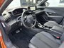 Peugeot 2008 1.2 Turbo 130PK GT | Lage Km stand: 35000 | Automaat | Navigatie | Climate Control | LED Verlichting | Parkeersensoren | Camera | Luxe Uitvoering | Zwart Dak.