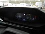 Peugeot 308 1.2 Hybrid 136 e-DCS6 GT | Demo | Alcantara | Stoel en stuurverwarming | Navigatie | 18" lichtmetalen velgen | 360 graden camera | Full led | Keyless entry & start