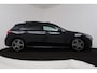 Mercedes-Benz A-klasse 180 Business Solution AMG (PANORAMADAK, SFEERVERLICHTING, STOELVERWARMING, CAMERA, NAVIGATIE, NL-AUTO)