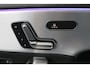 Mercedes-Benz A-klasse 180 Business Solution AMG (PANORAMADAK, SFEERVERLICHTING, STOELVERWARMING, CAMERA, NAVIGATIE, NL-AUTO)
