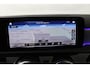Mercedes-Benz A-klasse 180 Business Solution AMG (PANORAMADAK, SFEERVERLICHTING, STOELVERWARMING, CAMERA, NAVIGATIE, NL-AUTO)