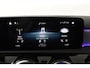 Mercedes-Benz A-klasse 180 Business Solution AMG (PANORAMADAK, SFEERVERLICHTING, STOELVERWARMING, CAMERA, NAVIGATIE, NL-AUTO)
