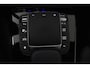 Mercedes-Benz A-klasse 180 Business Solution AMG (PANORAMADAK, SFEERVERLICHTING, STOELVERWARMING, CAMERA, NAVIGATIE, NL-AUTO)