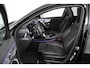 Mercedes-Benz A-klasse 180 Business Solution AMG (PANORAMADAK, SFEERVERLICHTING, STOELVERWARMING, CAMERA, NAVIGATIE, NL-AUTO)