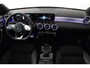 Mercedes-Benz A-klasse 180 Business Solution AMG (PANORAMADAK, SFEERVERLICHTING, STOELVERWARMING, CAMERA, NAVIGATIE, NL-AUTO)