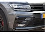Volkswagen Tiguan 2.0 TSI 4Motion Highline 221 PK R-Line | Pano.dak | 360 gr. camera | Elekt.trekhaak | Keyless | Virtual cockpit | Uniek