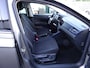 Volkswagen Polo 1.0 TSI Comfortline Business. Airco, parkeersensoren voor en achter, cruise controle, carplay, digitaal dashboard, licht metalen velgen, donker glas, verwarmde voorstoelen, enz