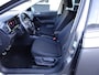 Volkswagen Polo 1.0 TSI Comfortline Business. Airco, parkeersensoren voor en achter, cruise controle, carplay, digitaal dashboard, licht metalen velgen, donker glas, verwarmde voorstoelen, enz