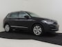 Volkswagen Tiguan 1.5 TSI Life 150pk DSG/AUTO | Adaptief cruise control | Trekhaak | Camera achter | Stuur + stoelverwarming | Navigatie via app connect | Led koplampen | 18"LMV